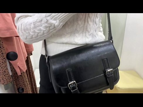 ❤️ Nuoren nartun FeralBerryn julkinen itsetyydytys dildolla sovituskopissa ❤️ Super seksi at porn fi.osagoassist.ru ❤